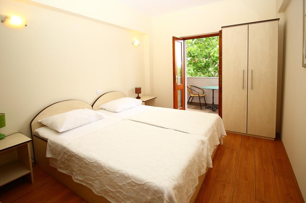 Dub Apartment