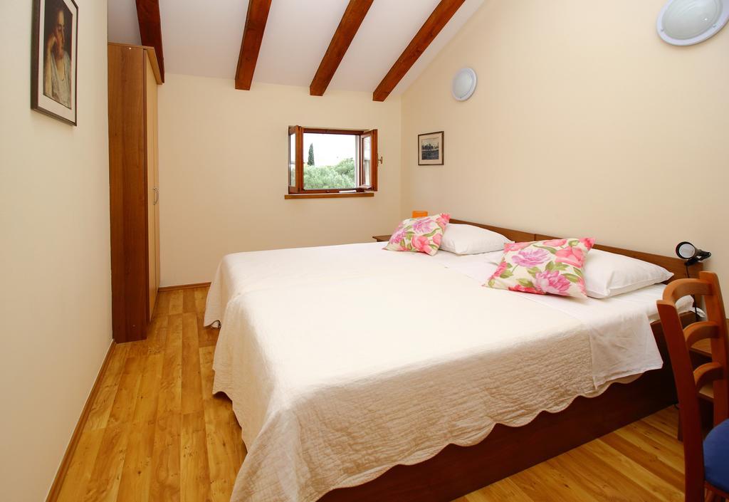 Dub Apartment
