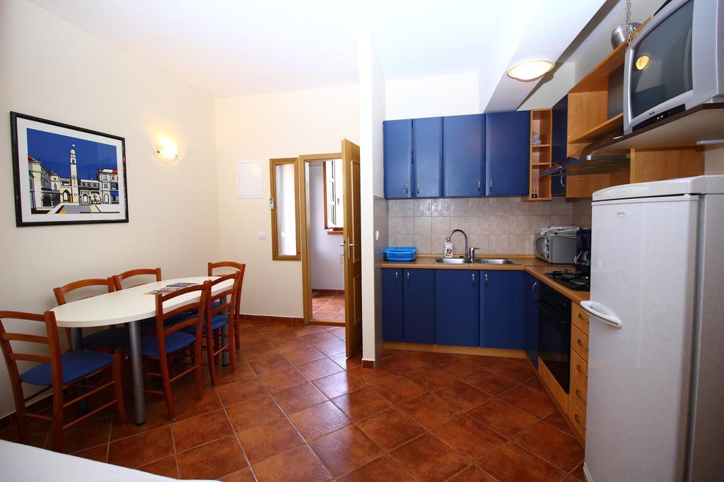 Dub Apartment