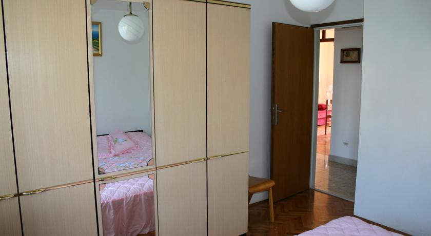 Dub Apartment *